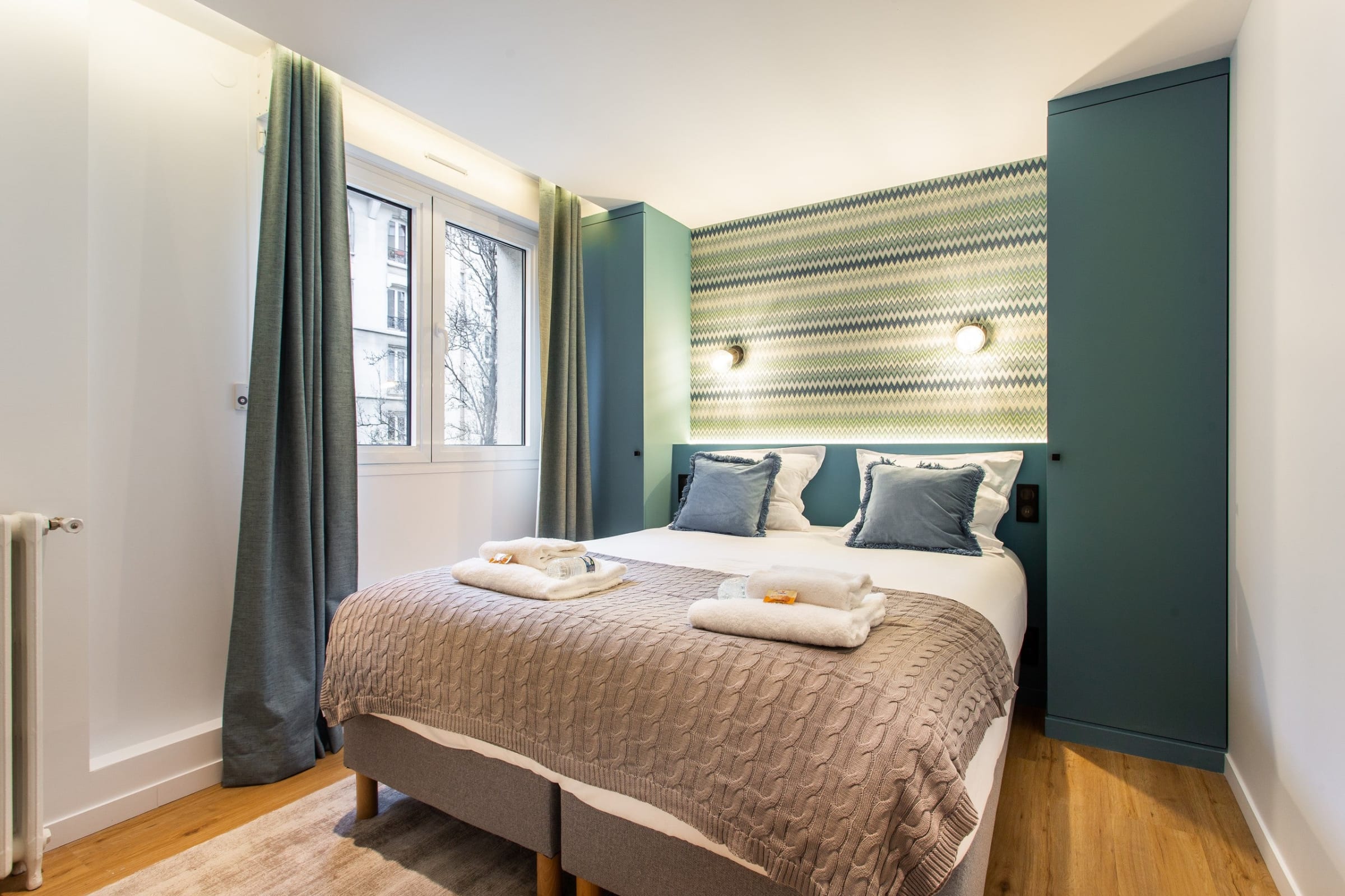 Charming apartment - 1BR/4P - Canal St Martin - Tap to explore photos