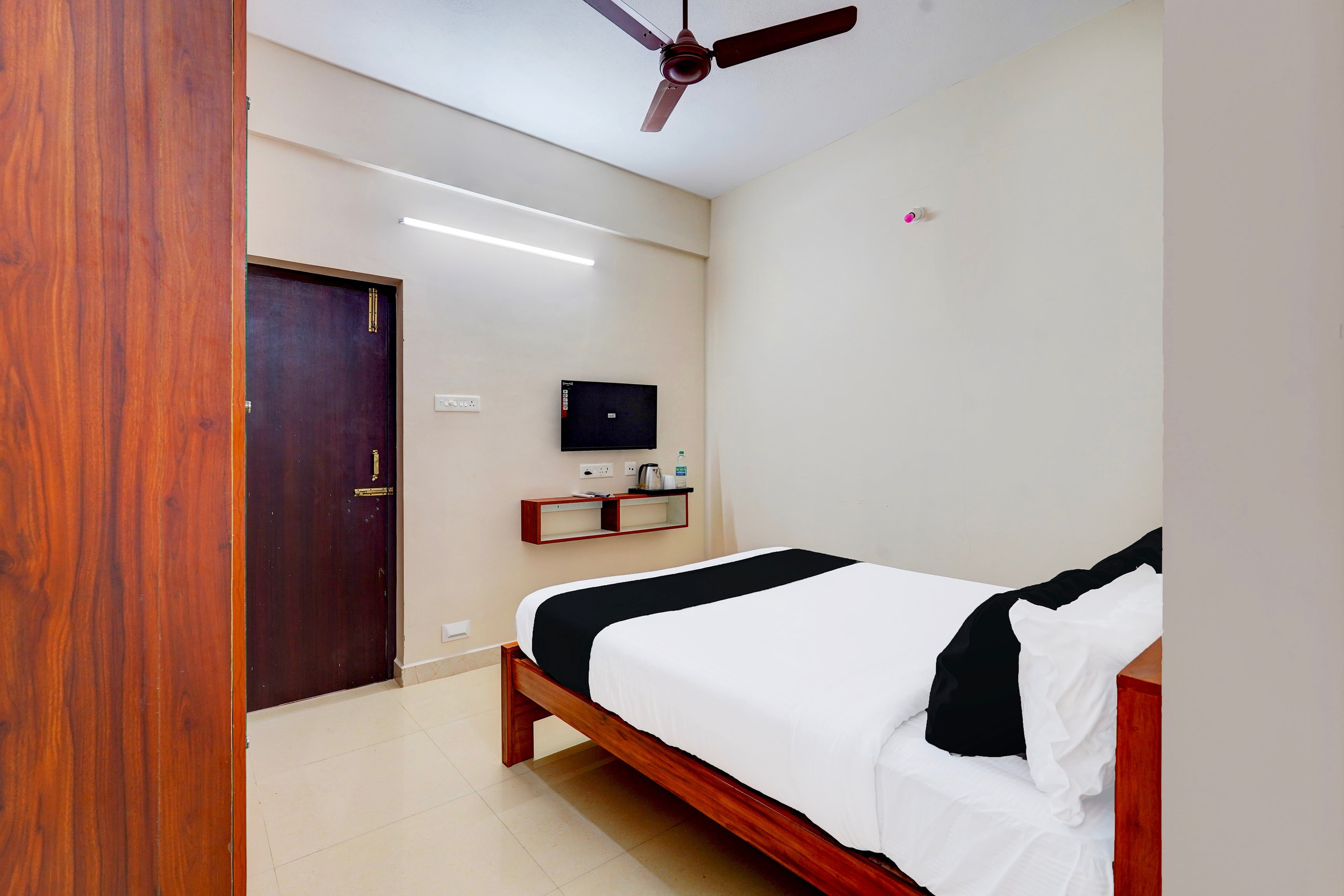 Hotel O Eben Residency - Tap to explore photos