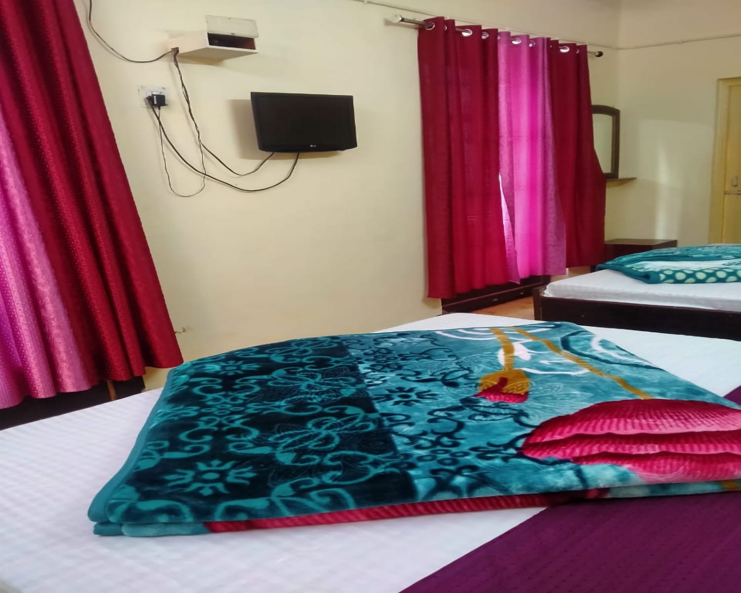 Astha Guest House - Tap to explore photos