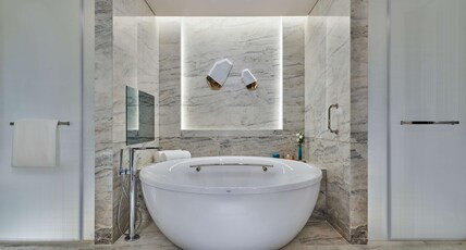 Hilton Chongqing Liangjiang New Area Room Type - KING DELUXE SUITE