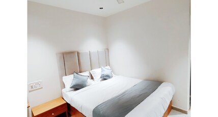 Hotel Venus Room Type - Deluxe AC Rooms