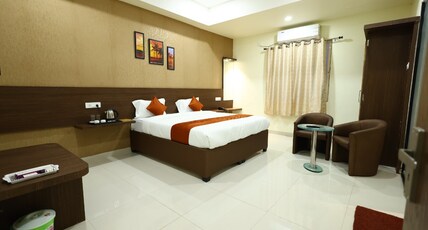 Hotel Titus Heights Room Type - ROYAL DELUXE