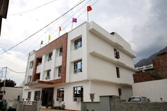 DEV BHOOMI GUEST HOUSE