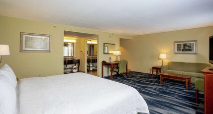 Hampton Inn & Suites Ft. Pierce Room Type - 1 KING STUDIO STE NONSMOK