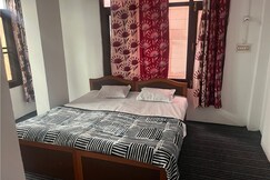 New Unique Guest House