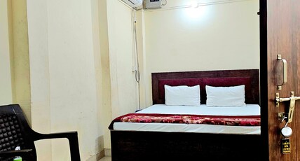 Ramlala Guest House Room Type - Room 103 Deluxe Double Room