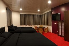 Fraternity Homestay | Rooms & Wi-Fi