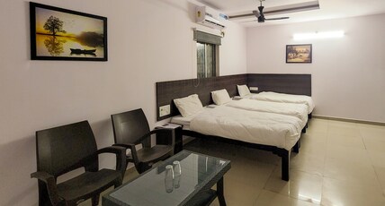Hotel Shivani Inn Room Type - Family Room