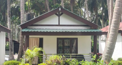 COCONHUTS BEACH RESORT Room Type - Family Room with Garden View