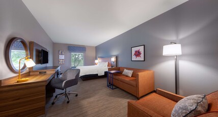 Hampton Inn St. Robert Room Type - 1KING STUDY SOFABED NOSMOK