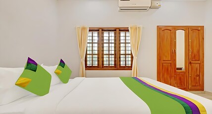 Palm Grove by D2V Room Type - Deluxe Room