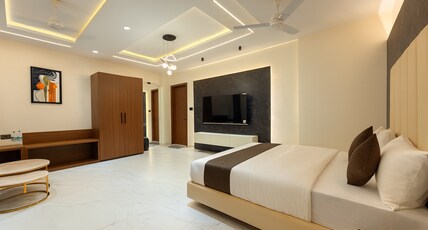 Hotel Rajshree Suites Room Type - Suite with Bathtub