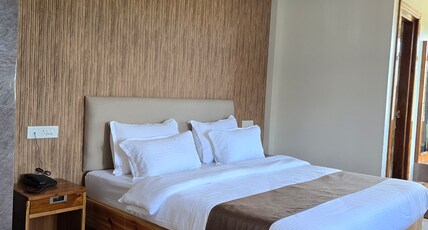 MEWAE Room Type - Executive Premium Double room with Balcony MEWAE Room Type - Executive Premium Double room with Balcony