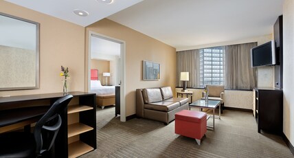 Holiday Inn Express Denver Downtown Room Type - 1 King Bed Suite
