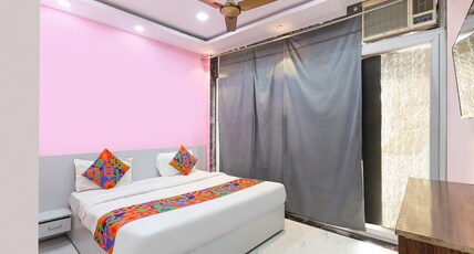 Via Omax Room Type - Deluxe Room