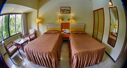 Hotel Parisutham Room Type - Deluxe Twin Room