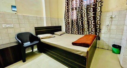Hotel GS Palace Lucknow Room Type - Standard AC Room