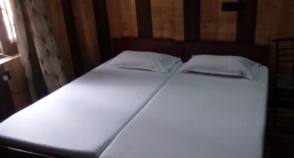 PRAKHAR HOTEL Room Type - Non AC Room