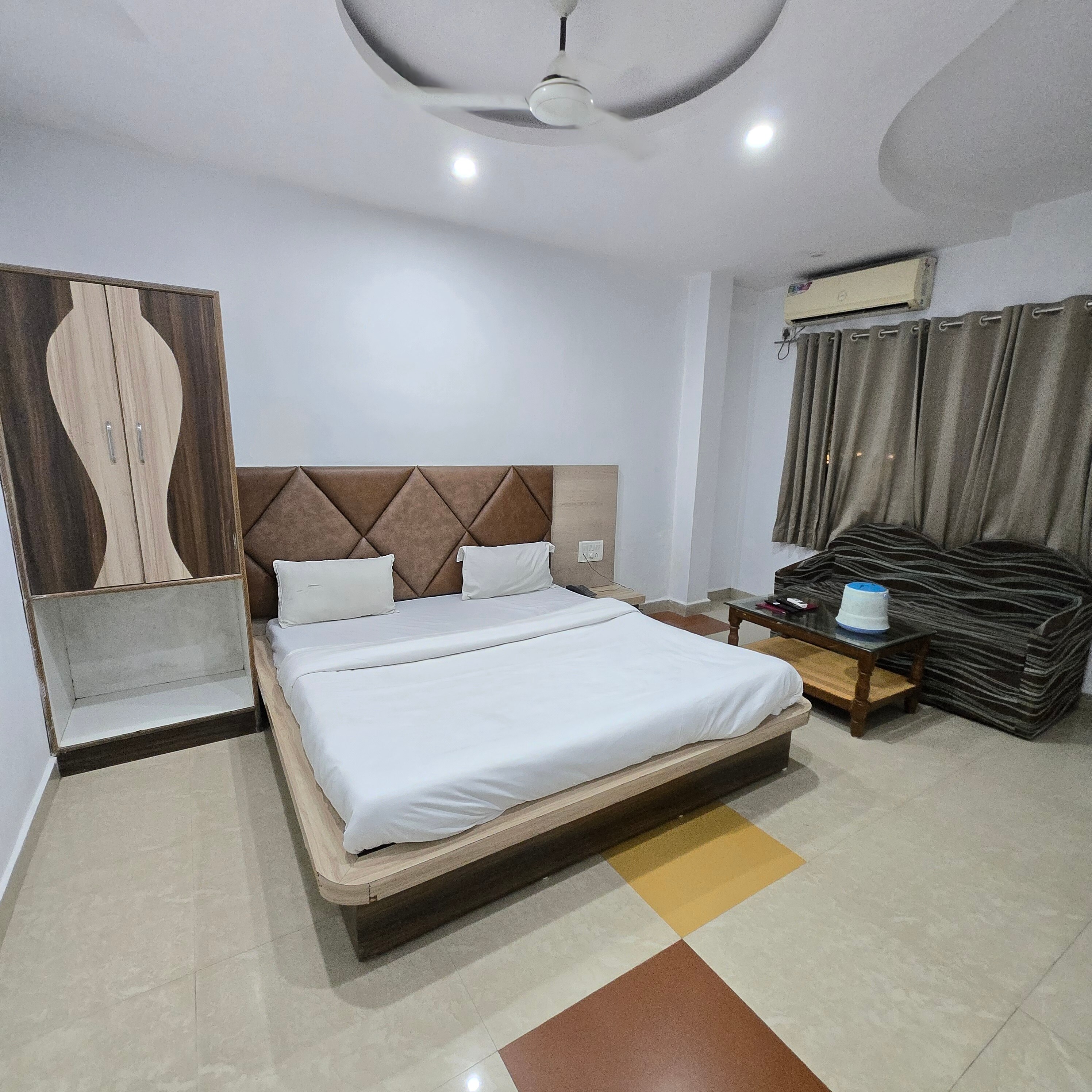 Hotel Natraj - Tap to explore photos