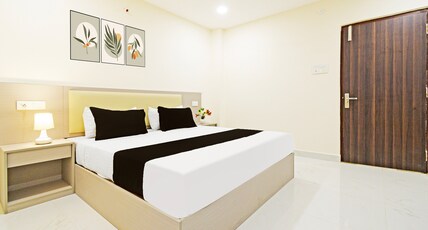 Super Collection O Sanath Nagar Near Railway Station Room Type - Classic