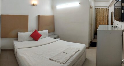 The Fiesta Grand - Banglore Room Type - Standard Room