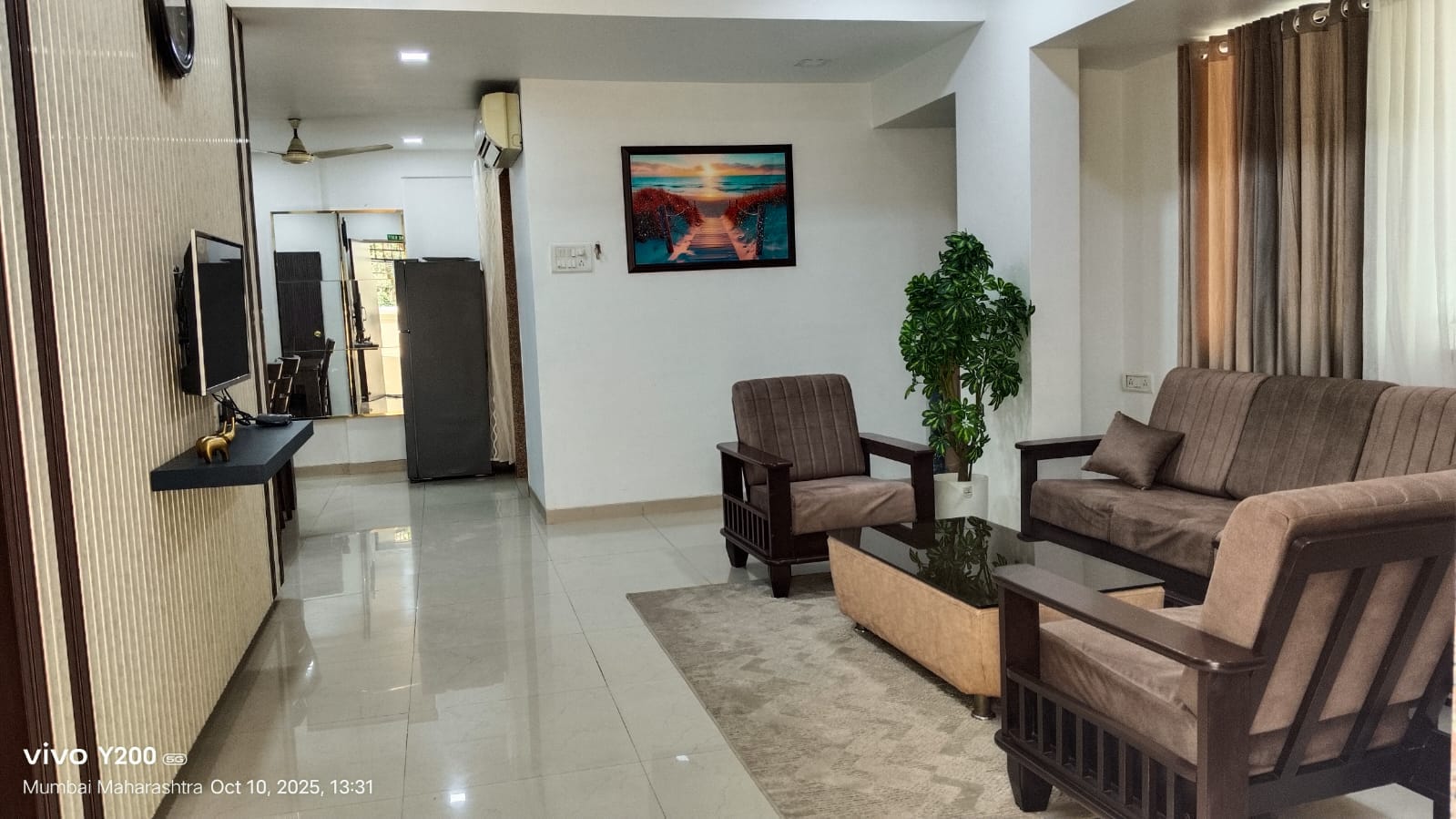CROMPTON GREAVES GUEST HOUSE MUMBAI - Tap to explore photos