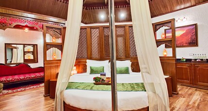 Vatsyayana Resorts Room Type - Chaturbhuja Luxury with Indoor Jacuzzi
