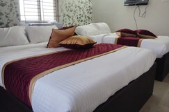 Sai Plaza Lodge