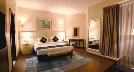 Seven Seas Hotel Room Type - Premium Partial Sea View