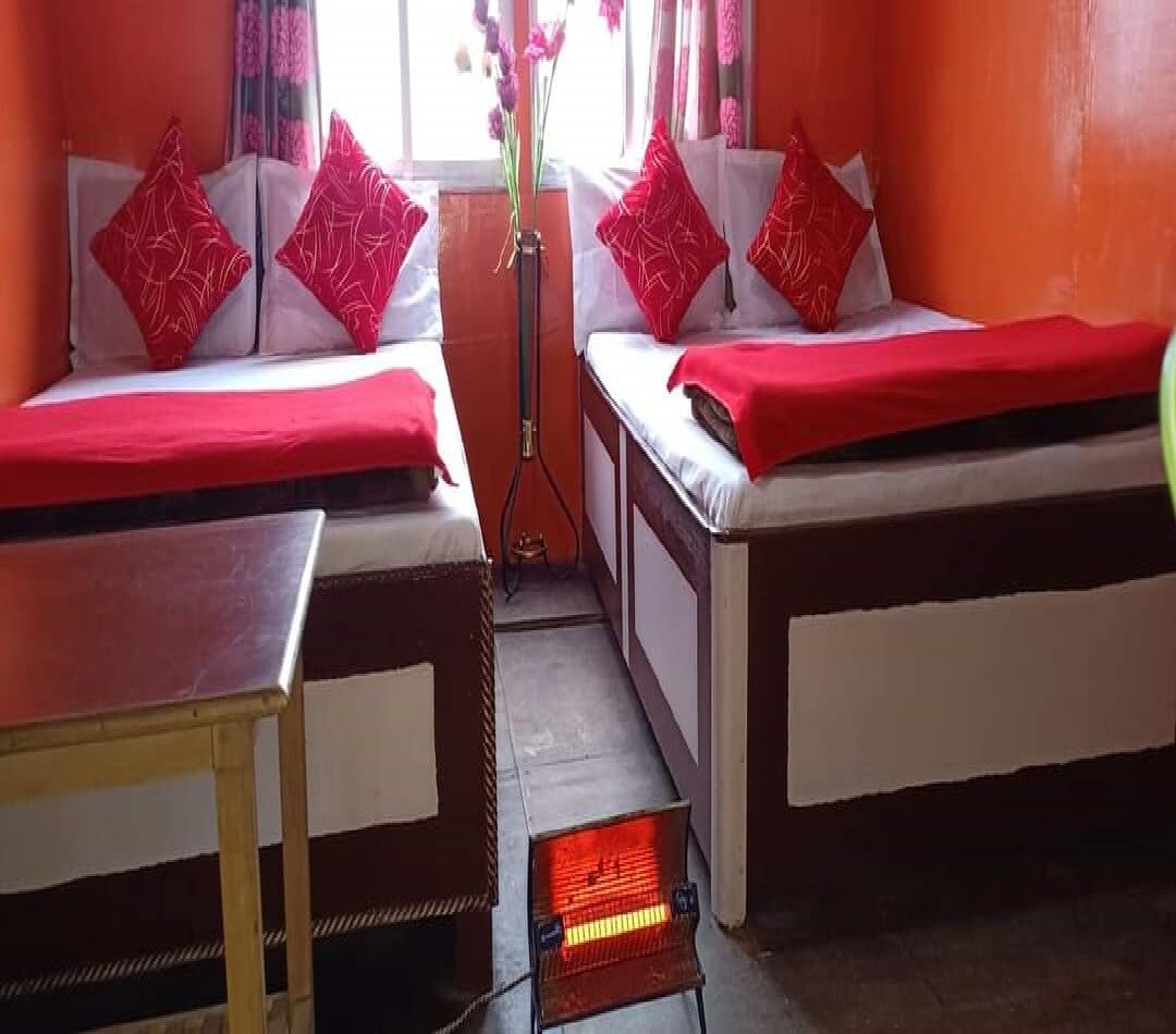 Travelsya Gnathang Homestay - Tap to explore photos