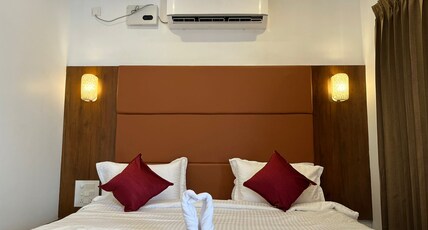 GRB RESORT Room Type - Executive Double Bedroom with Free Swimming Pool Access