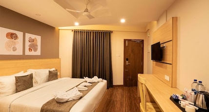 Address7 Room Type - Deluxe Room AC Room Address7 Room Type - Deluxe Room AC Room