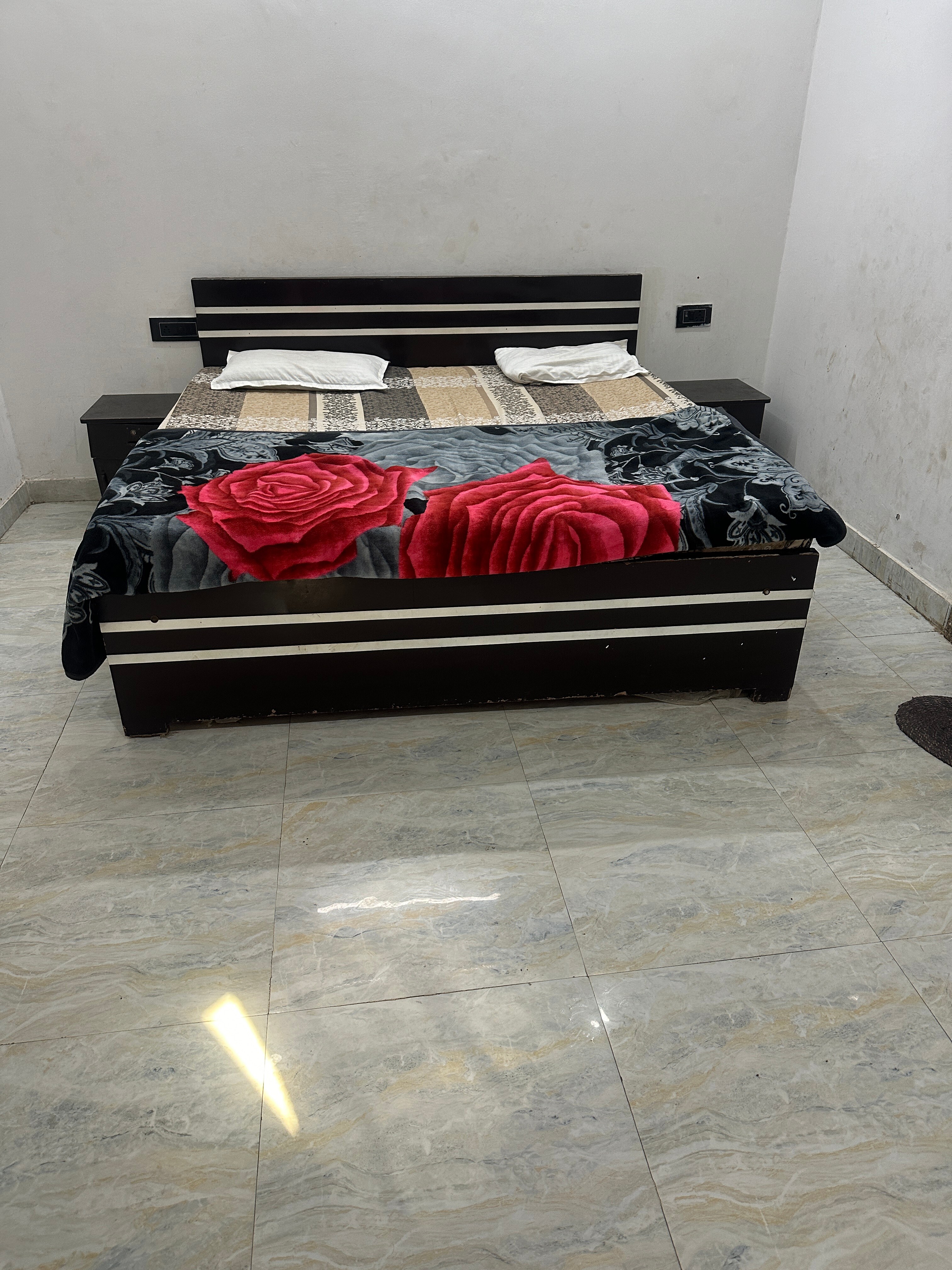 Radhe Shyam farm house - Tap to explore photos