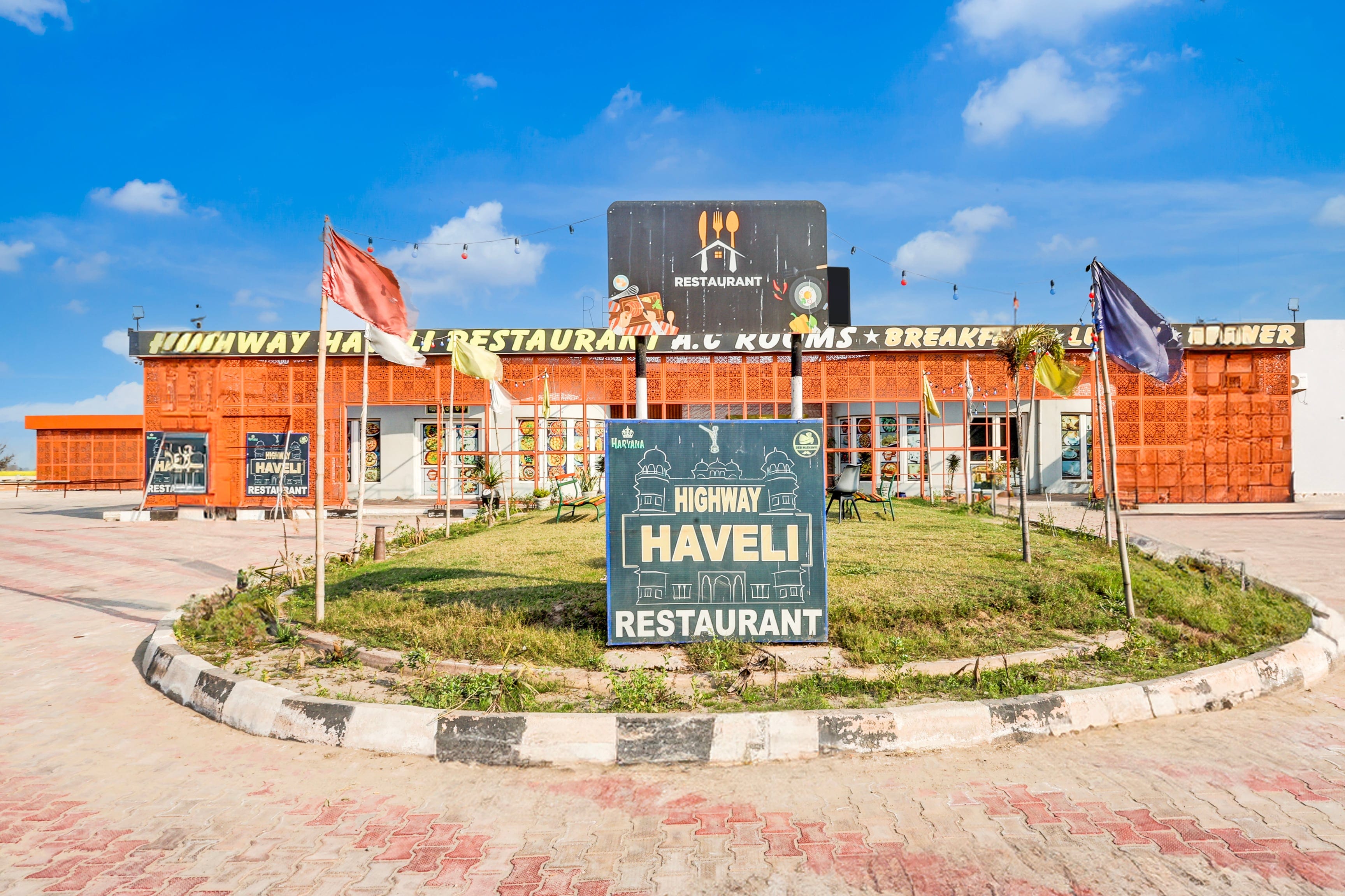 Hotel O Highway Haveli - Tap to explore photos