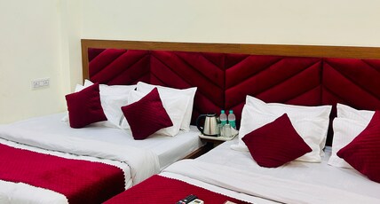 Hotel Shree Room Type - Luxuryy Family Room