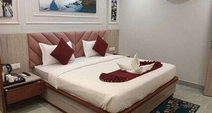 Shree Shanteshwar Mahadev Inn Room Type - Double Deluxe Room
