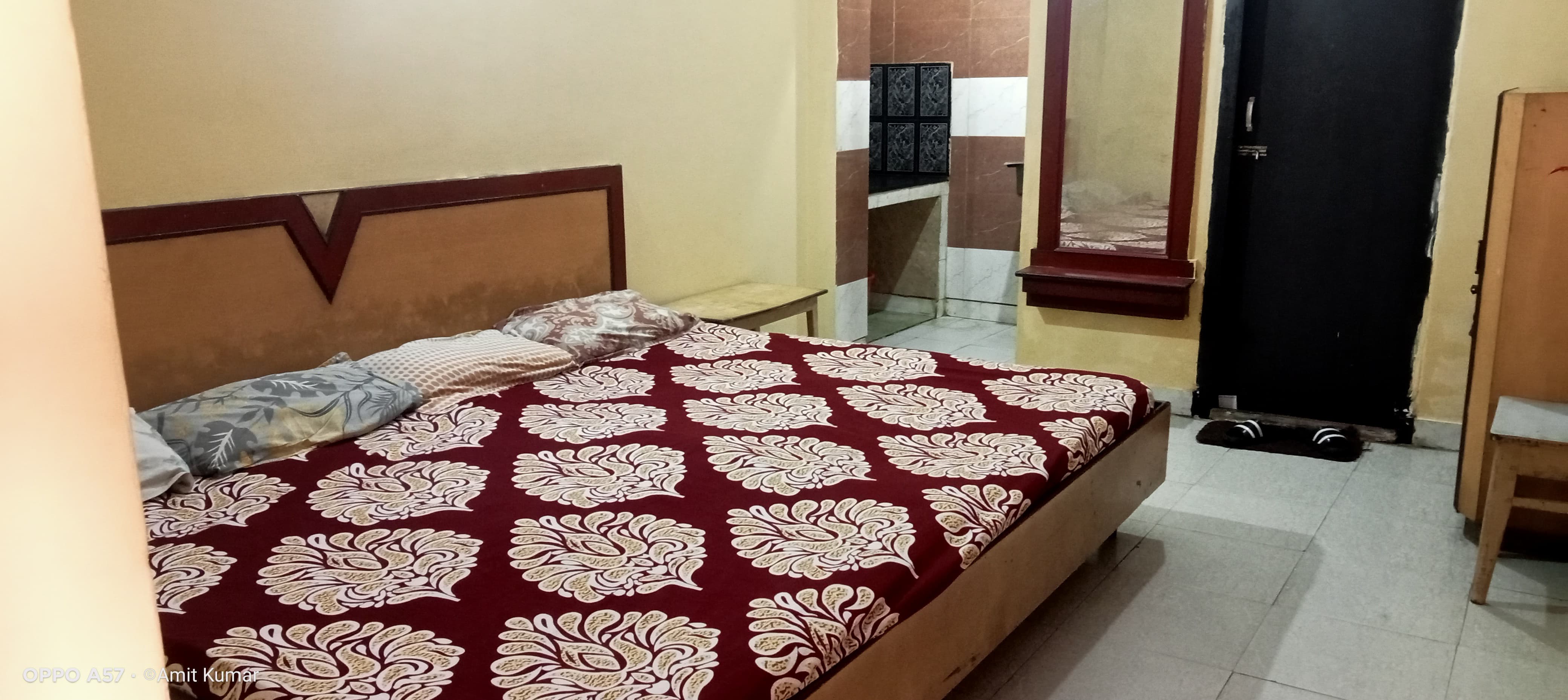 SRINIKETAN GUEST HOUSE, PURI SWARGADWAR - Tap to explore photos
