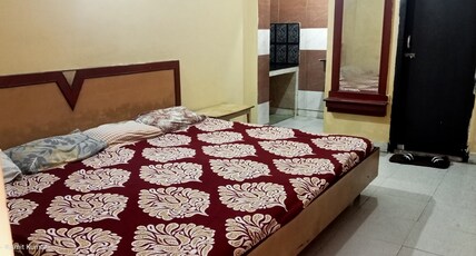 SRINIKETAN GUEST HOUSE, PURI SWARGADWAR Room Type - CLASSIC FOUR BEDROOM Non-AC