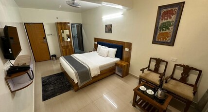 DADOs INN Panjim Room Type - Family room