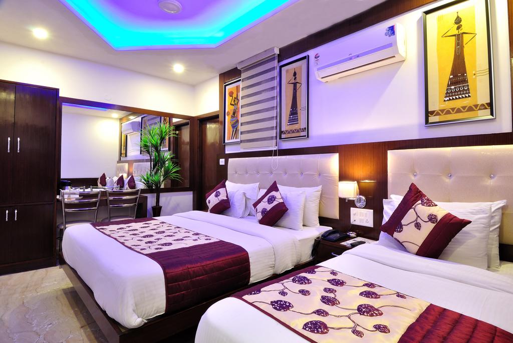 Hotel Nirmal Mahal @ New Delhi - Tap to explore photos