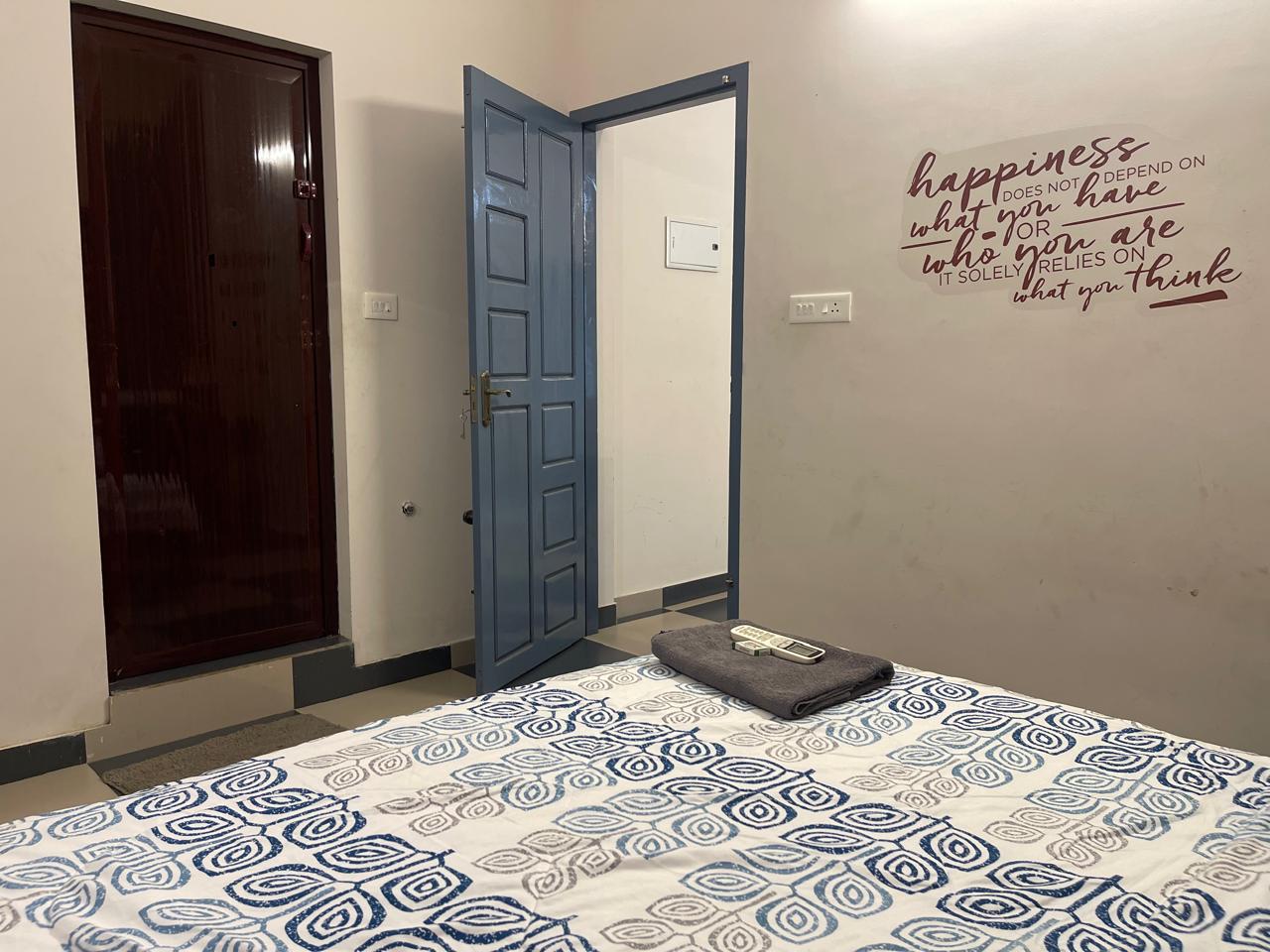Nilastay 1BHK Apartment Near Technopark - Tap to explore photos