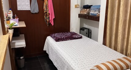 Ebenezer Guest Inn Room Type - Bedroom 5 (Caretaker’s Room)