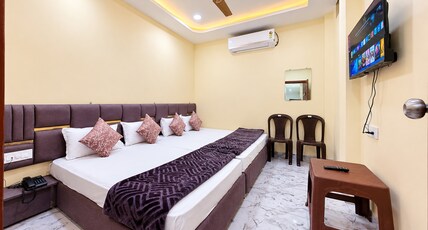 Hotel Vaibhav Palace Room Type - Four Bed Family Room Hotel Vaibhav Palace Room Type - Four Bed Family Room