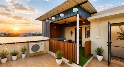 Cozy 1BHK Penthouse   Prime Location Room Type - Cozy 1BHK Penthouse   Prime Location