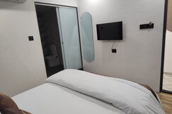 Hotel La Luxury - Katargam