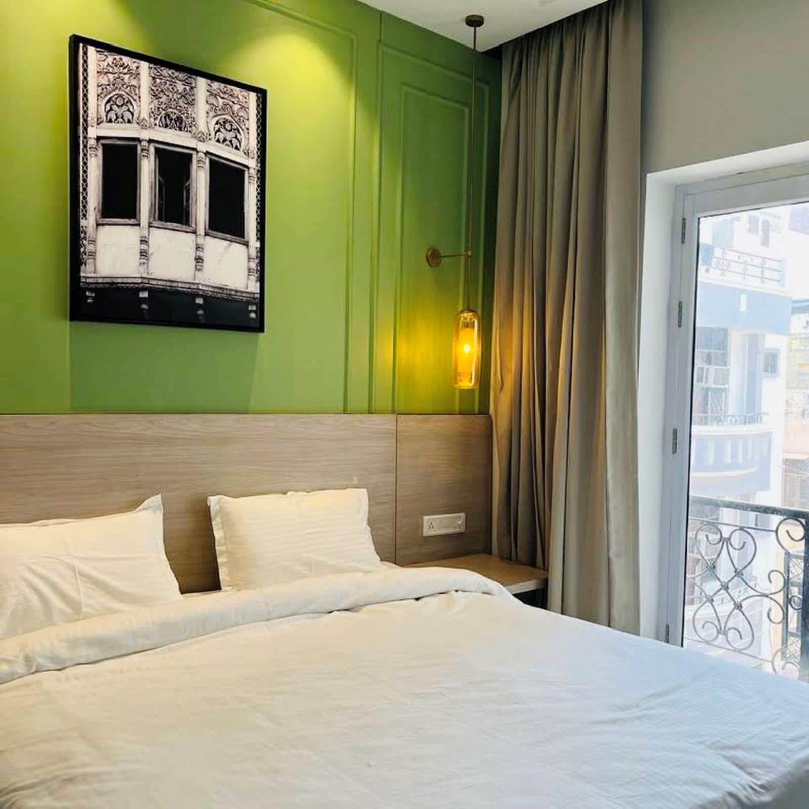 Hotel Wonder Hills @ Har ki Pauri Road Haridwar - Tap to explore photos