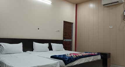 Shri Radharaman Homestay Room Type - Standard Room