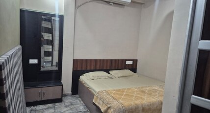 Morpankh Guest House |150 Mtrs from Railway Station Room Type - Deluxe Room