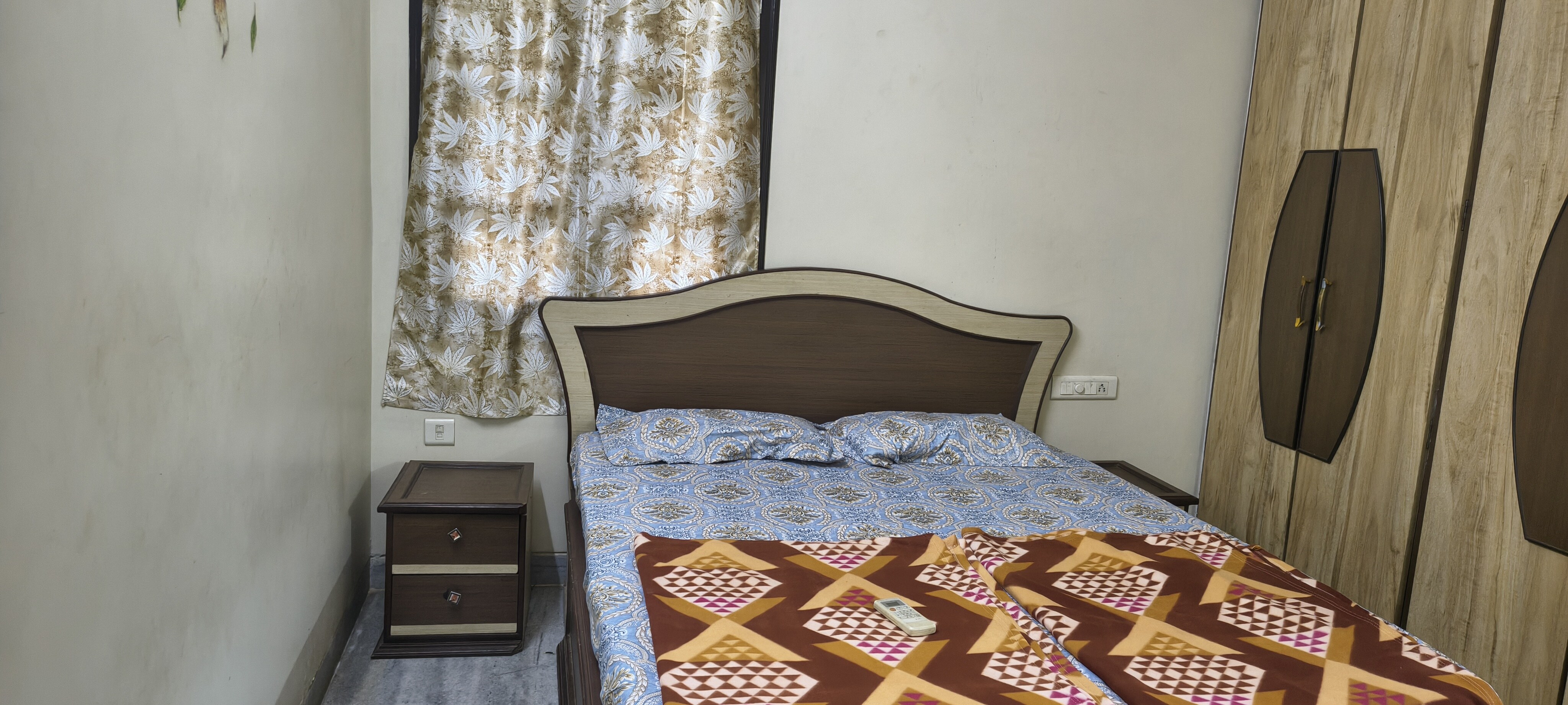 NR Home Stay - Tap to explore photos