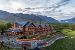 Mountnoor Sarovar Premiere Pahalgam